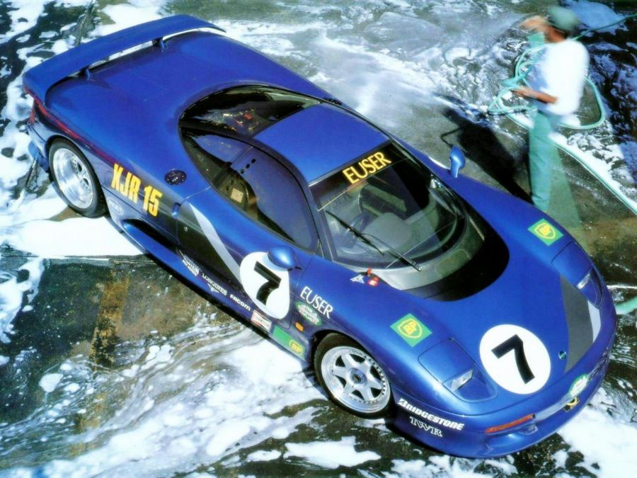  Jaguar XJR15 1990 года  (фото 19 из 24)